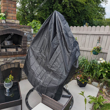 Garden Hanging Egg Chair CoverEgg chair cover: Protect your hanging egg chair with a waterproof cover.
Protection: Made of 210D woven polyester material, this cover is strong, waterproof and UV-r