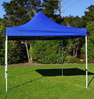 Pop up Gazebo MarqueePop up tent Gazebo Marquee 3x3m
Size: 3x3m ( 10ft x 10ft )
Boxed Weight: Approx 12Kg
Materials:High density Oxford fabric. sun protection coating on the top– Fully w