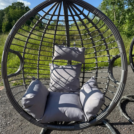 Egg chair, hanging swing chair