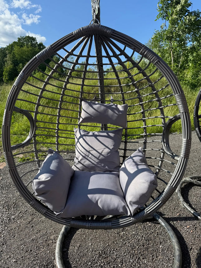 Egg chair, hanging swing chair
