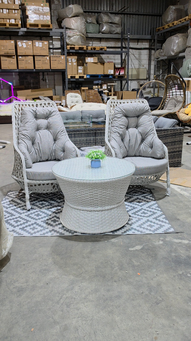 Two-seater wicker outdoor furniture set